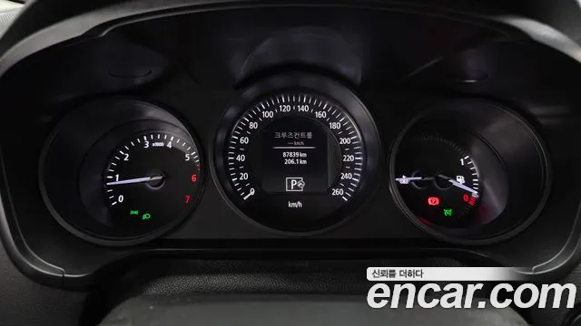 Renault-KoreaSamsung Megane 2016 thumb 8