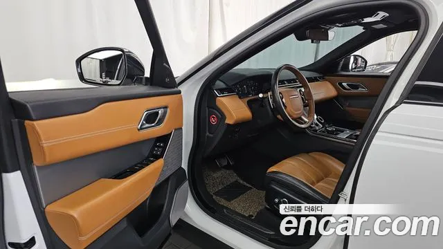 Land Rover Range Rover Velar 2017 thumb 10