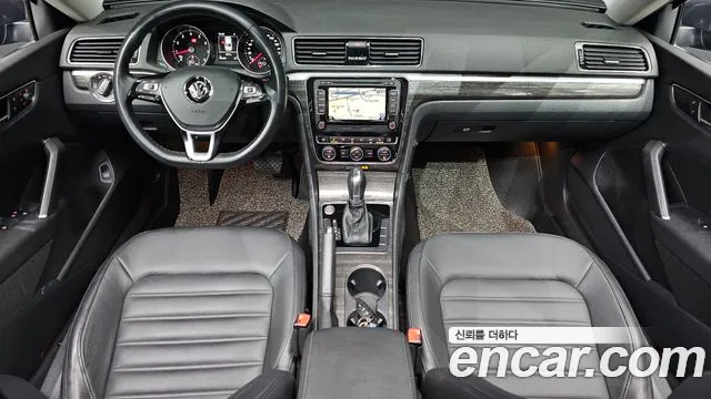 Volkswagen Passat (North America and China) 2018 thumb 7