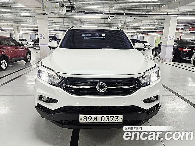 KG_Mobility_Ssangyong Rexton 2018 thumb 2