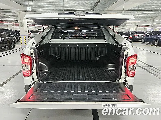 KG_Mobility_Ssangyong Rexton 2018 thumb 9