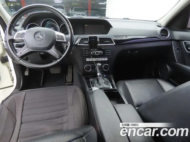 Mercedes-Benz C-Класс 2012 thumb 5