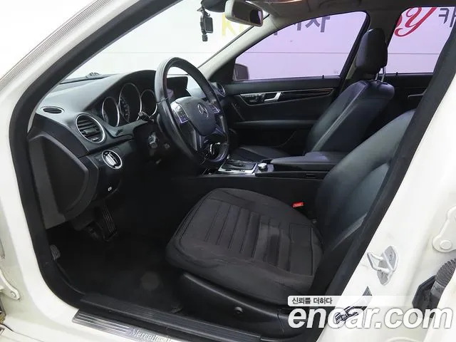 Mercedes-Benz C-Класс 2012 thumb 6
