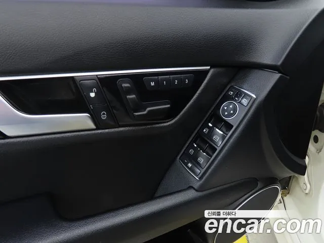 Mercedes-Benz C-Класс 2012 thumb 8