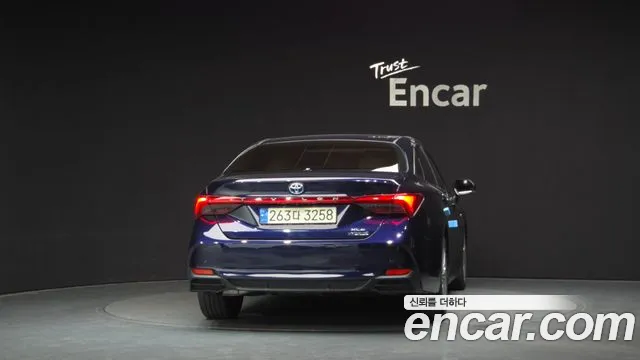 Toyota Avalon 2021 thumb 4