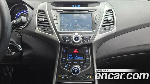 Hyundai Avante 2014 thumb 12