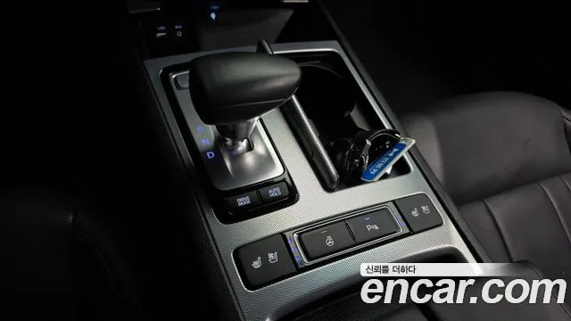 Genesis G80 2017 thumb 8