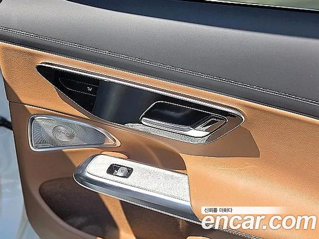 Mercedes-Benz E-Класс 2024 thumb 9