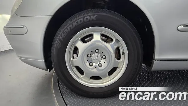 Mercedes-Benz S-Класс 2003 thumb 5