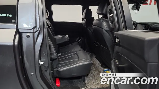 KG_Mobility_Ssangyong Rexton 2019 thumb 12
