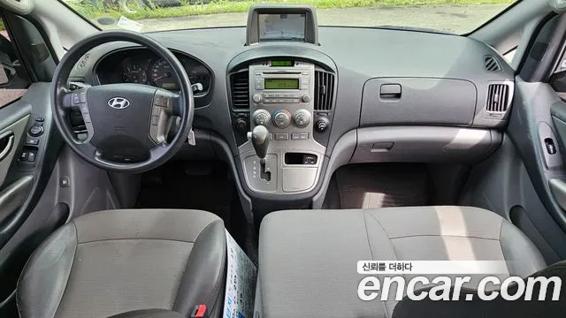 Hyundai Starex 2011 thumb 7