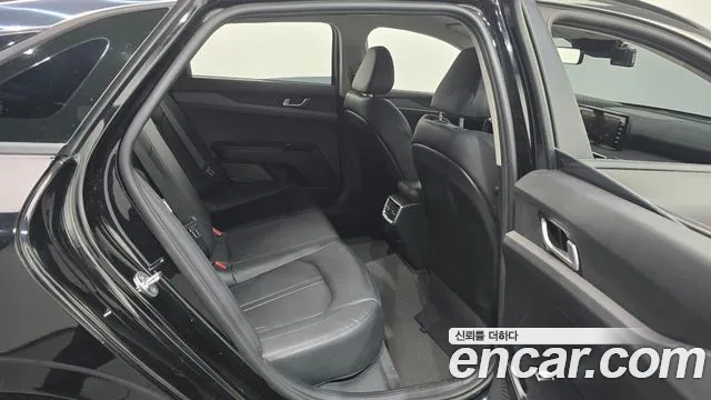 Kia K5 2021 thumb 11