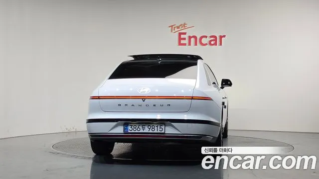 Hyundai Grandeur 2023 thumb 4