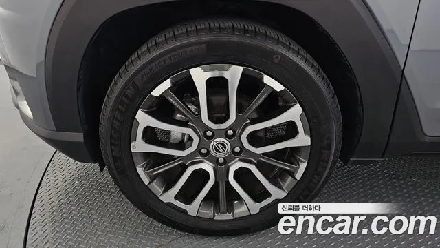 KG_Mobility_Ssangyong Torres 2022 thumb 5