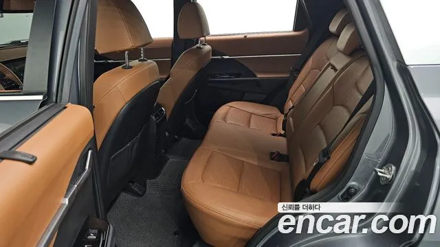 KG_Mobility_Ssangyong Torres 2022 thumb 11