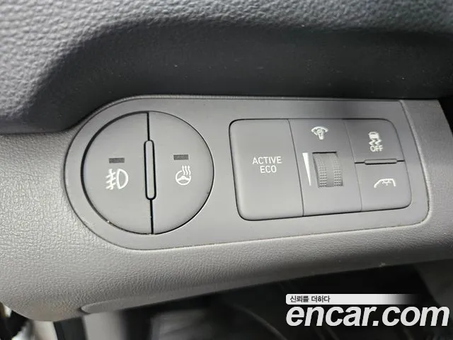 Hyundai Starex 2019 thumb 10