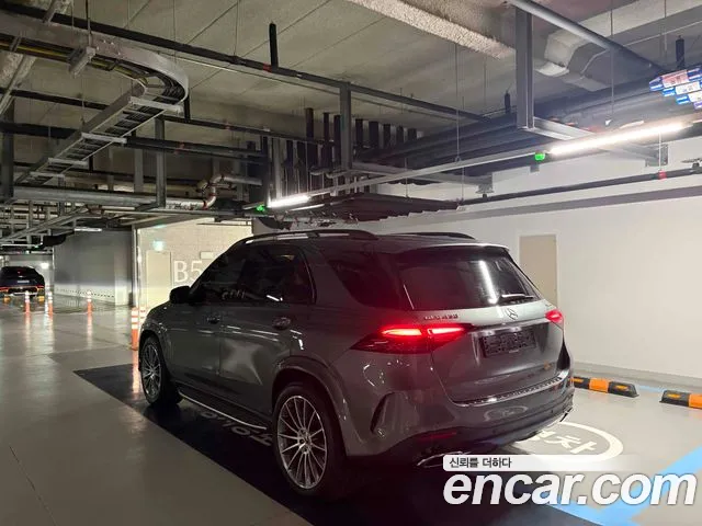 Mercedes-Benz GLE 2026 thumb 2