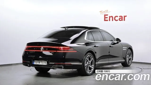 Genesis G90 2022 thumb 2