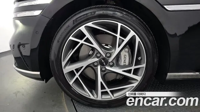 Genesis G90 2022 thumb 5