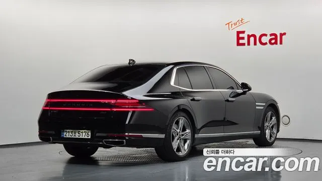 Genesis G90 2022 thumb 2