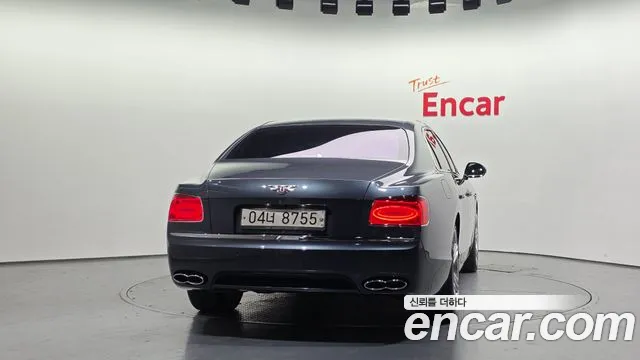 Bentley Flying Spur 2017 thumb 4