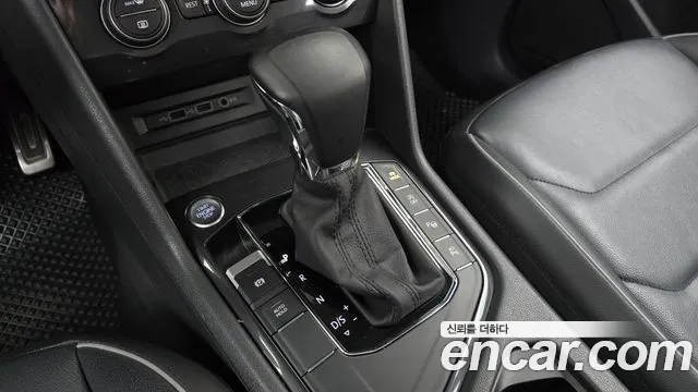 Volkswagen Tiguan 2020 thumb 9