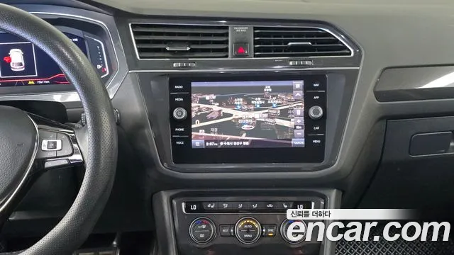 Volkswagen Tiguan 2020 thumb 12