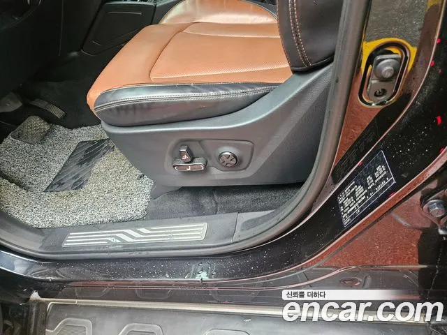 KG_Mobility_Ssangyong Rexton 2019 thumb 9