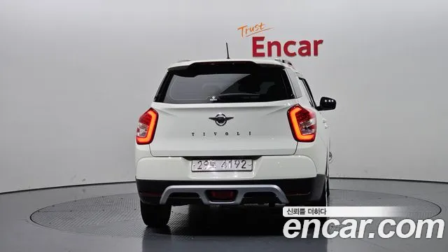 KG_Mobility_Ssangyong TIBOLI 2017 thumb 3