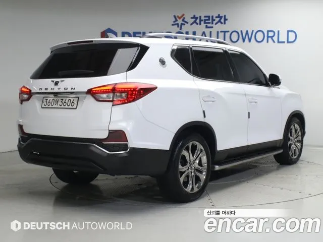 KG_Mobility_Ssangyong Rexton 2019 thumb 2