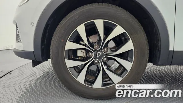 Renault-KoreaSamsung Arkana 2021 thumb 4