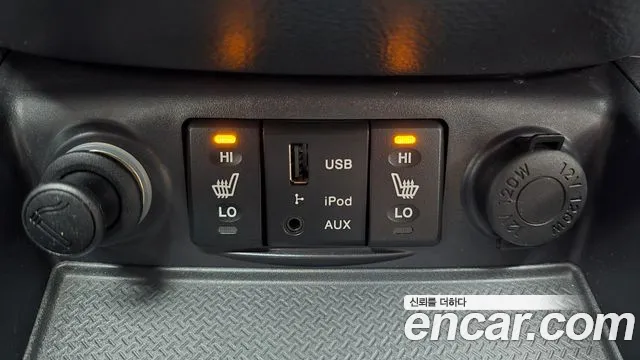 Hyundai Santa Fe 2008 thumb 12