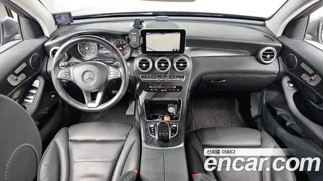 Mercedes-Benz GLC 2019 thumb 6
