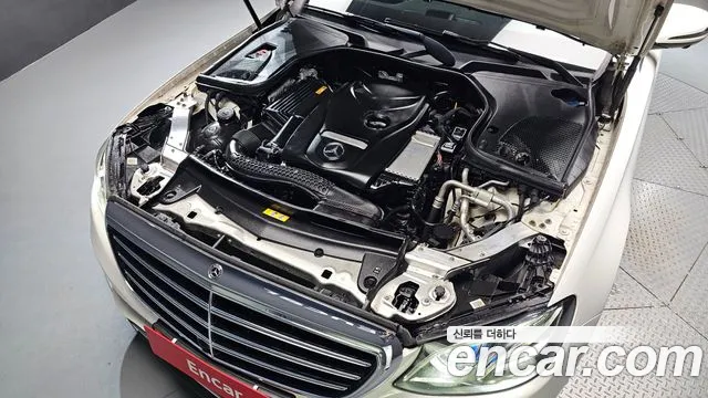 Mercedes-Benz E-Класс 2018 thumb 6