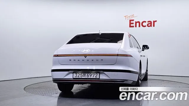 Hyundai Grandeur 2023 thumb 4