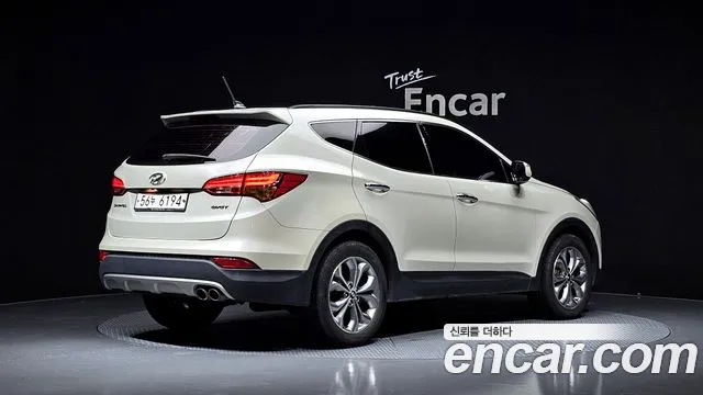 Hyundai Santa Fe 2012 thumb 2