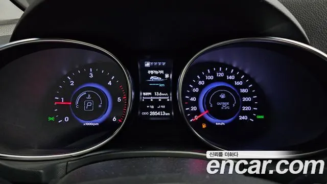 Hyundai Santa Fe 2012 thumb 8