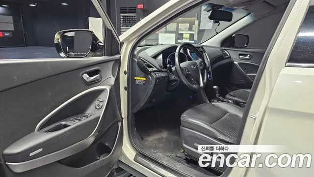 Hyundai Santa Fe 2012 thumb 10