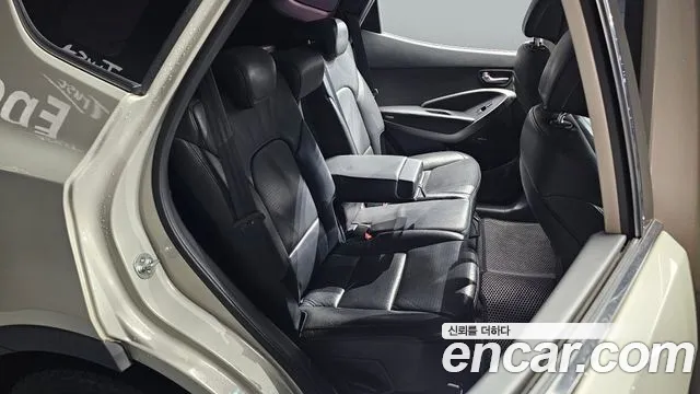 Hyundai Santa Fe 2012 thumb 11