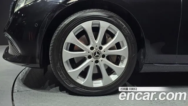 Mercedes-Benz E-Класс 2019 thumb 5