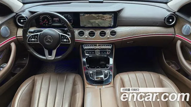 Mercedes-Benz E-Класс 2019 thumb 7