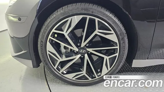 Hyundai IONIQ 6 2023 thumb 5