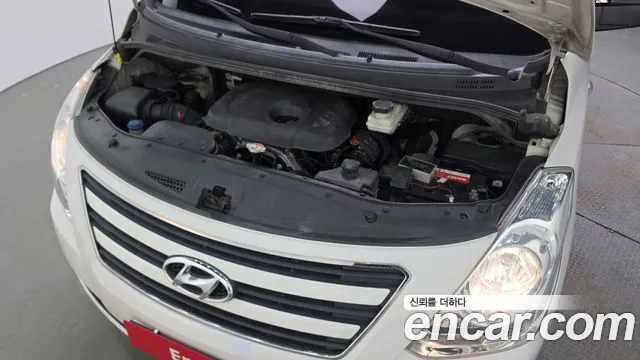 Hyundai Starex 2016 thumb 6