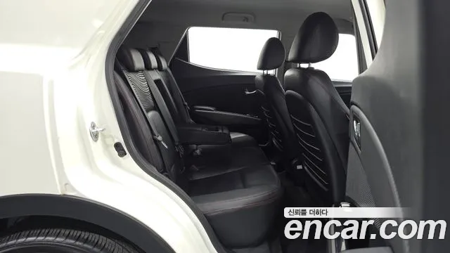 KG_Mobility_Ssangyong TIBOLI 2019 thumb 12