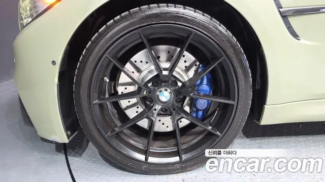 BMW M3 2016 thumb 5