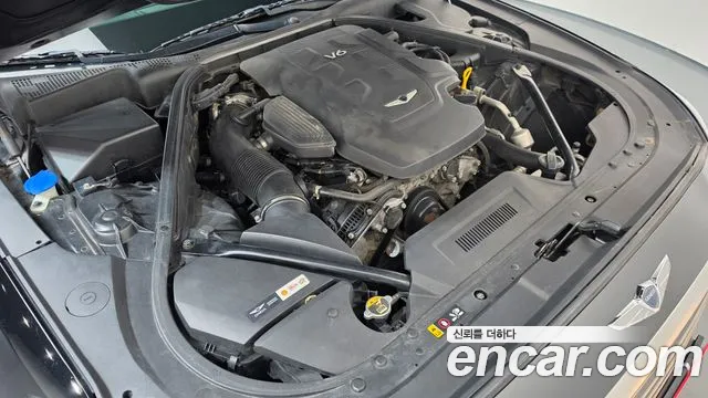 Genesis G80 2017 thumb 6