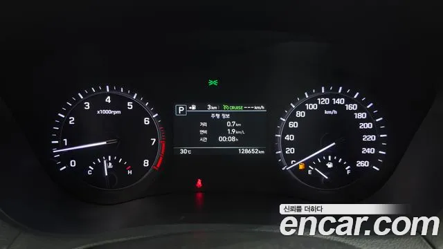 Genesis G80 2017 thumb 8
