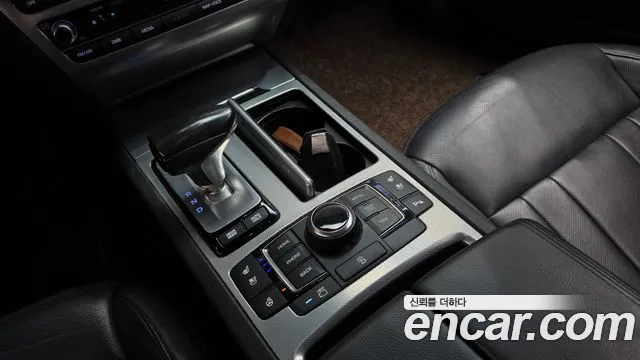 Genesis G80 2017 thumb 9