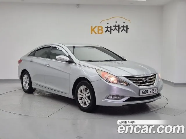 Hyundai Sonata 2009 thumb 2