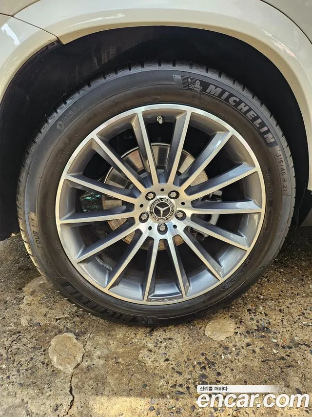 Mercedes-Benz GLE 2023 thumb 9